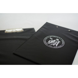 Podložka s klipom A4 s logom Lekárskej fakulty